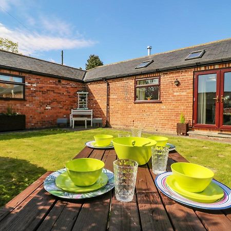 1 Pines Farm Cottages Ulleskelf Esterno foto